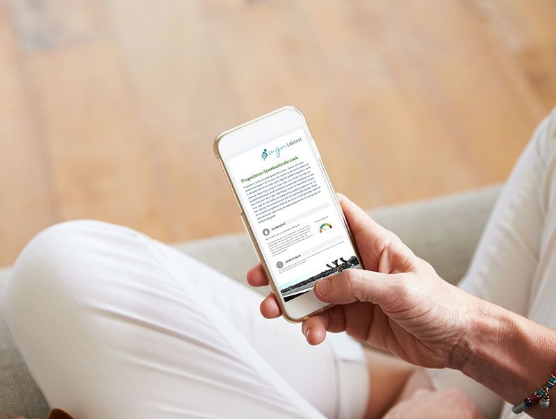 De uitslag van de oestrogeen dominantie test is eenvoudig af te lezen vanaf elk device